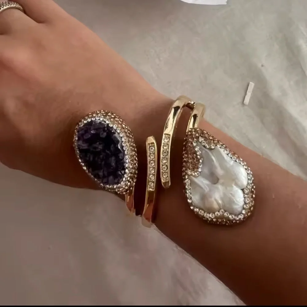 Natural Stone Amethyst & Baroque Pearl Gold Cuff Bracelet - Picture 5 of 17